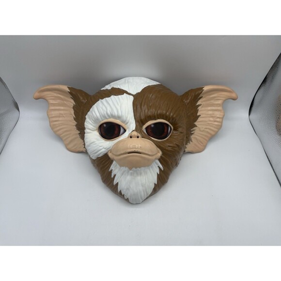 Gremlins Gizmo Hard Plastic Half Mask Costume Halloween - Picture 9 of 9